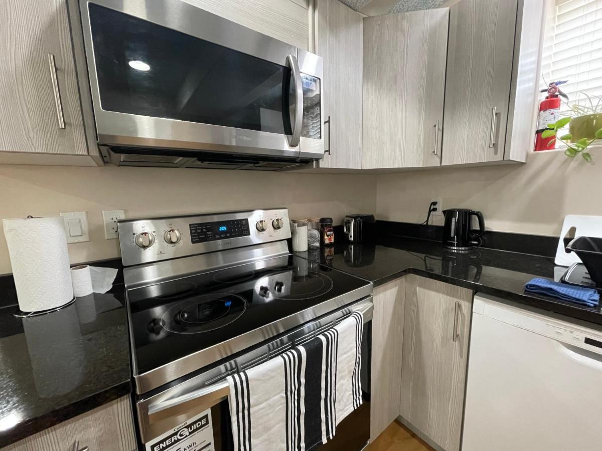 Super Luxury & Cozy Lower Level Apartment In Nw Calgary, Ab Close To Banff Exteriér fotografie