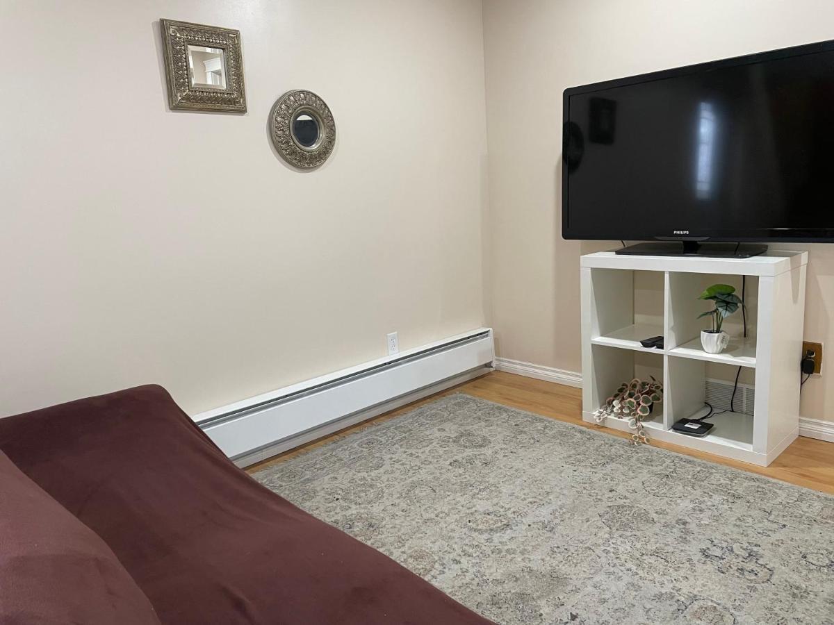 Super Luxury & Cozy Lower Level Apartment In Nw Calgary, Ab Close To Banff Exteriér fotografie